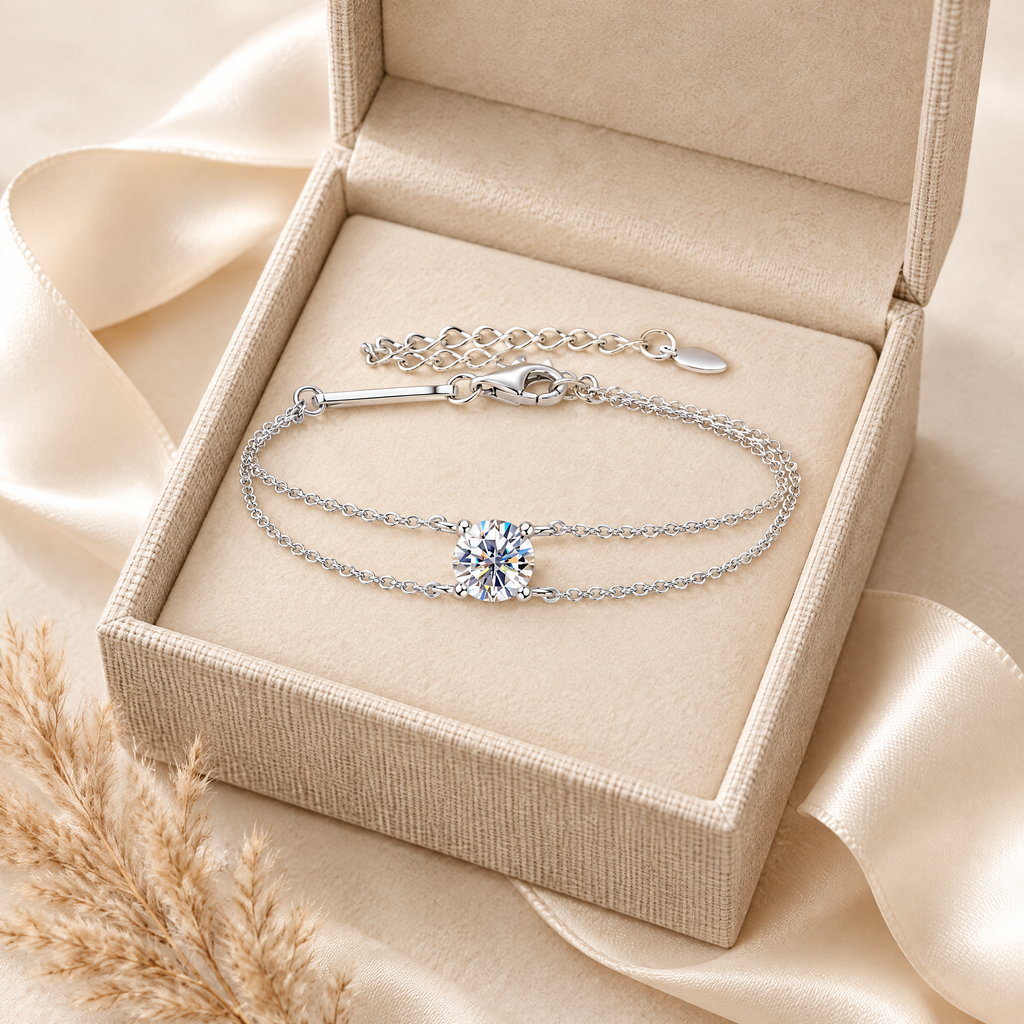 Aurore Moissanite Solitaire Chain Bracelet, presented in a box