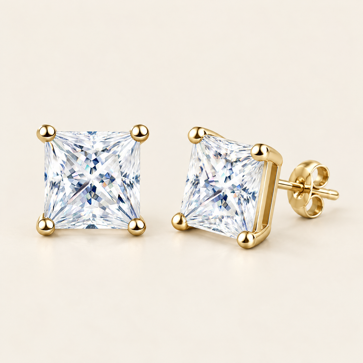 Carré Princess-Cut Moissanite Studs in Yellow Gold