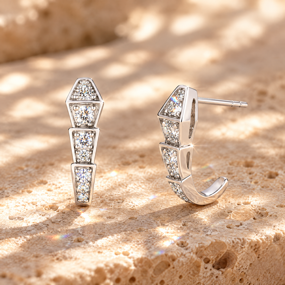 Ève Moissanite Geometric Snake Studs, close-up detail