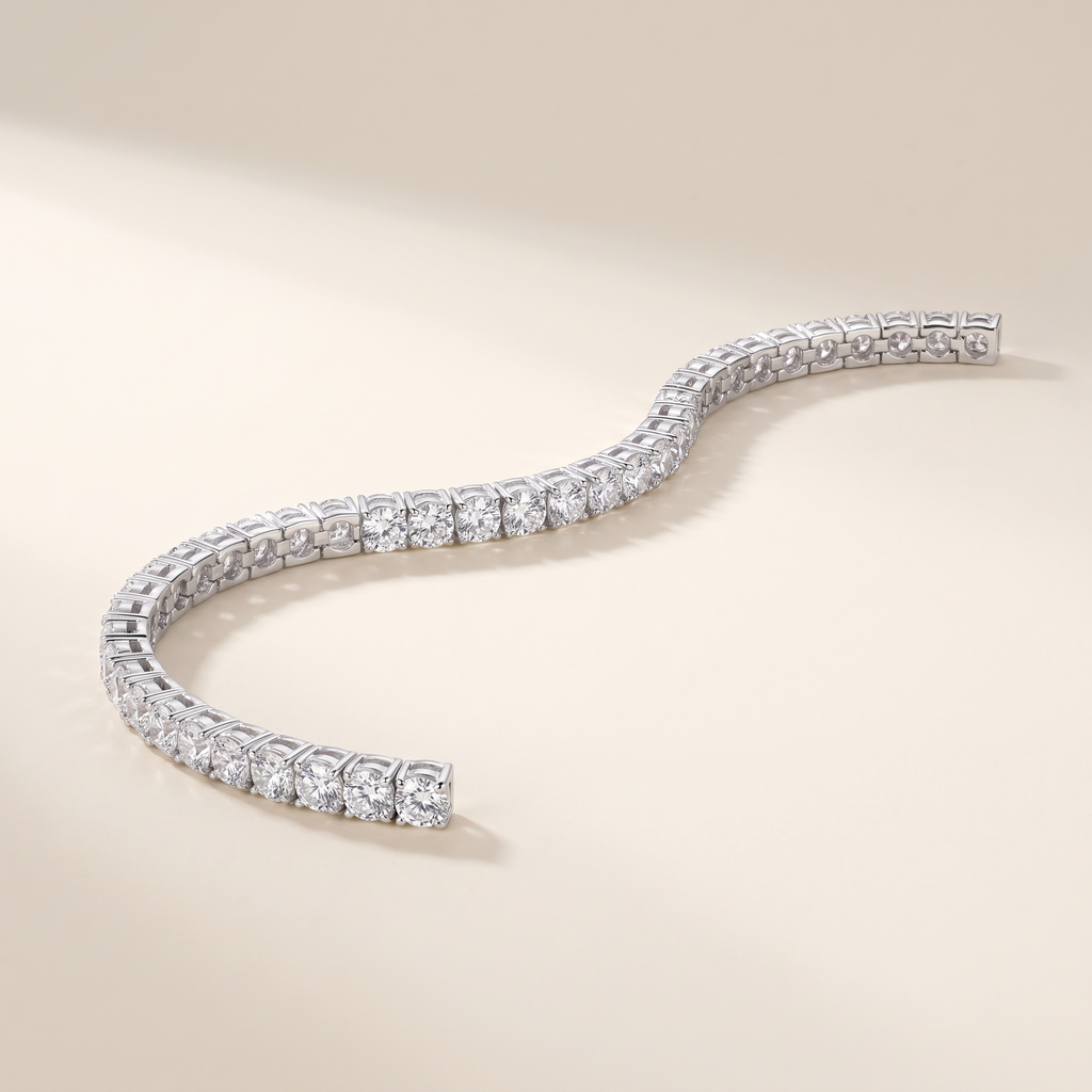 Lise Stretch Moissanite Tennis Bracelet in White Gold