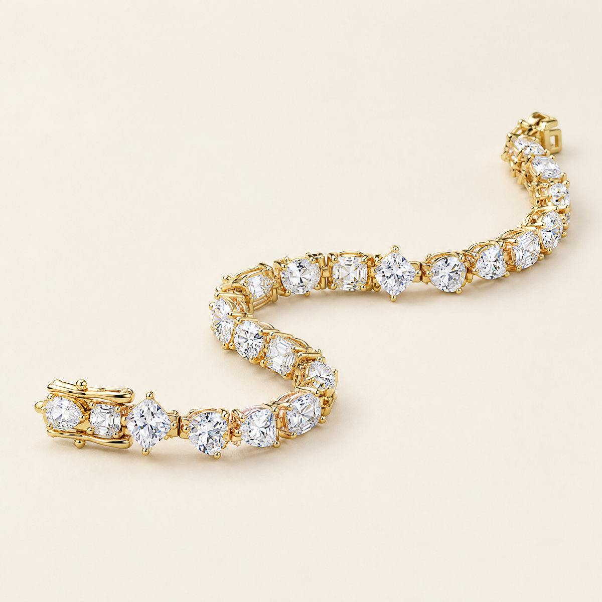 Mosaïque Mixed-Cut Moissanite Tennis Bracelet in Yellow Gold