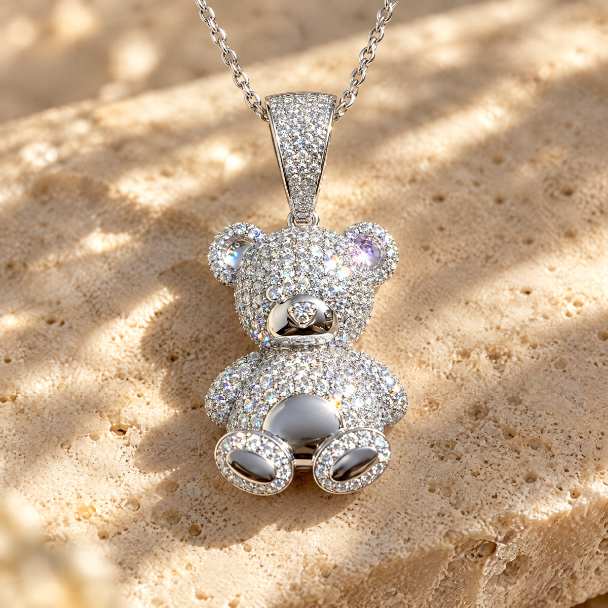 Ourson Moissanite Pavé Bear Pendant, close-up detail