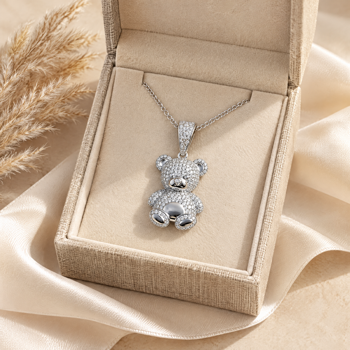 Ourson Moissanite Pavé Bear Pendant, presented in a box